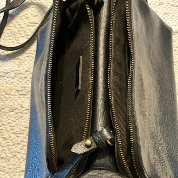 Madewell Black Leather Crossbody Bag - Picture 4 of 12